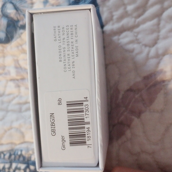 GATHRE leather bib - Picture 2 of 4